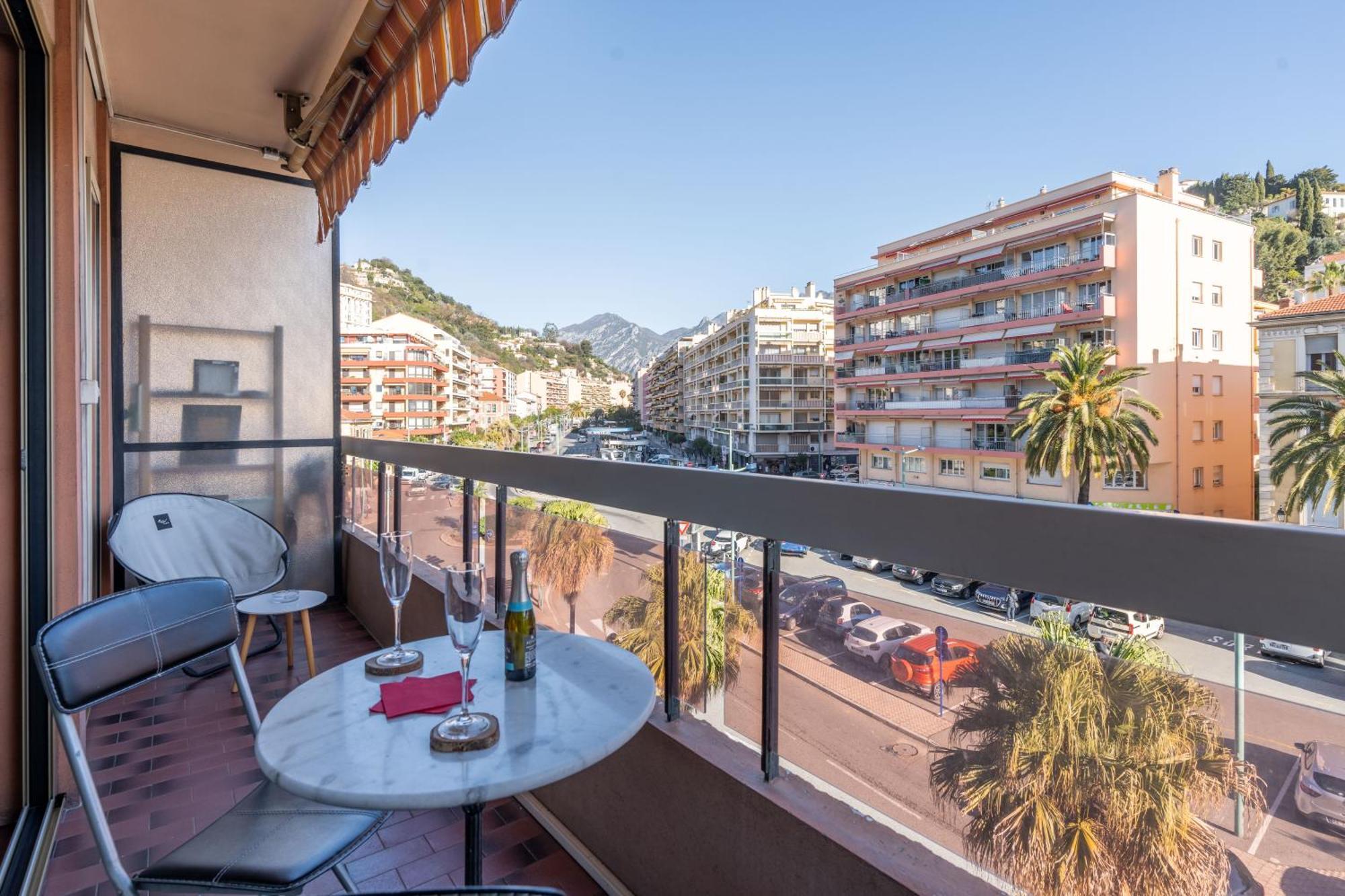 Fabuleux Appartement 2 Personnes Au Coeur De Menton, Climatise Et Proche Gares Routiere Et Sncf Dış mekan fotoğraf